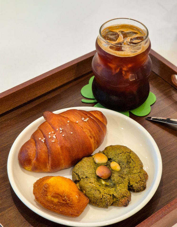  의왕 소금빵 맛집 신상 베이커리카페 로암 후기