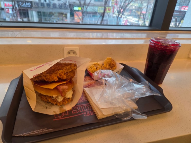  [보라매 맛집] 보라매병원 앞 눈치 안보고 노트북하기 좋은 곳! KFC 보라매점 신메뉴 후기