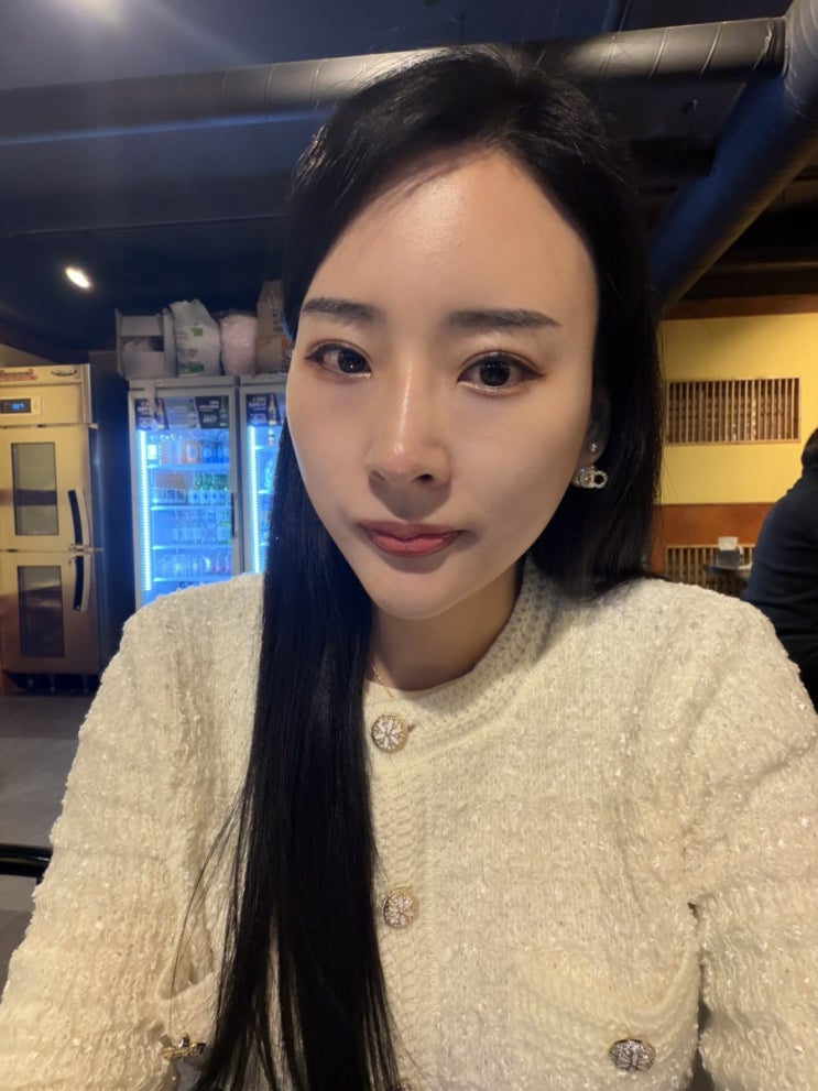  [일상] 동에 번쩍 서에 번쩍 모임 하고 데이트 하는 연말 약속 많은 여의도 직장인 일상