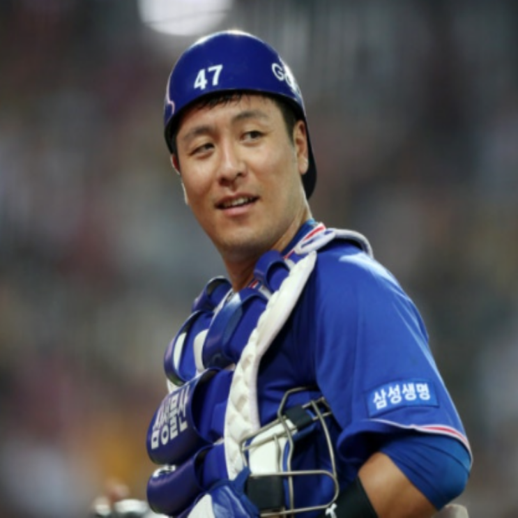 삼성 잔류 예정인 FA 강민호!! 그런데 왜 아직 재계약 소식은 안 들릴까?? 40세 이상 시즌이지만 그래도 2년은 이만한 주전포수도 없을텐데..