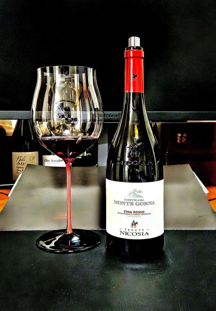  [레드] 테누테 니코시아 콘트라다 몬테고르나 에트나 로쏘 2021 Tenute Nicosia Contrada Monte Gorna Etna Rosso 2021 이탈리아 와인 리뷰