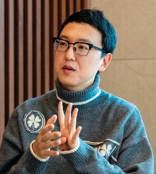  '김 부장 이야기' 송희구 작가, 월급 90% 저축과 부업으로 200억대 자산 일군 비결 공개