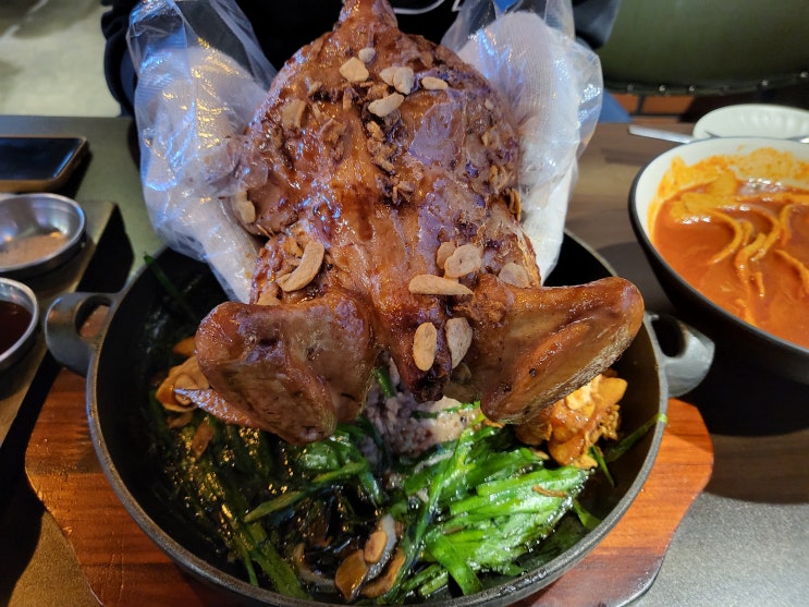  수성구 만촌동 맛집 만계화 만촌본점 — 장작향 가득한 흑계화의 매력, 가족·연인 모두 만족한 저녁식사