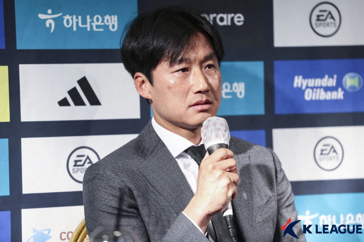 <b>이정효 감독</b> × <b>수원삼성</b>, <b>감독</b><b>부임</b> ?