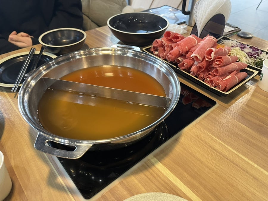 우지커피 춘천한숲시티점 사진 2