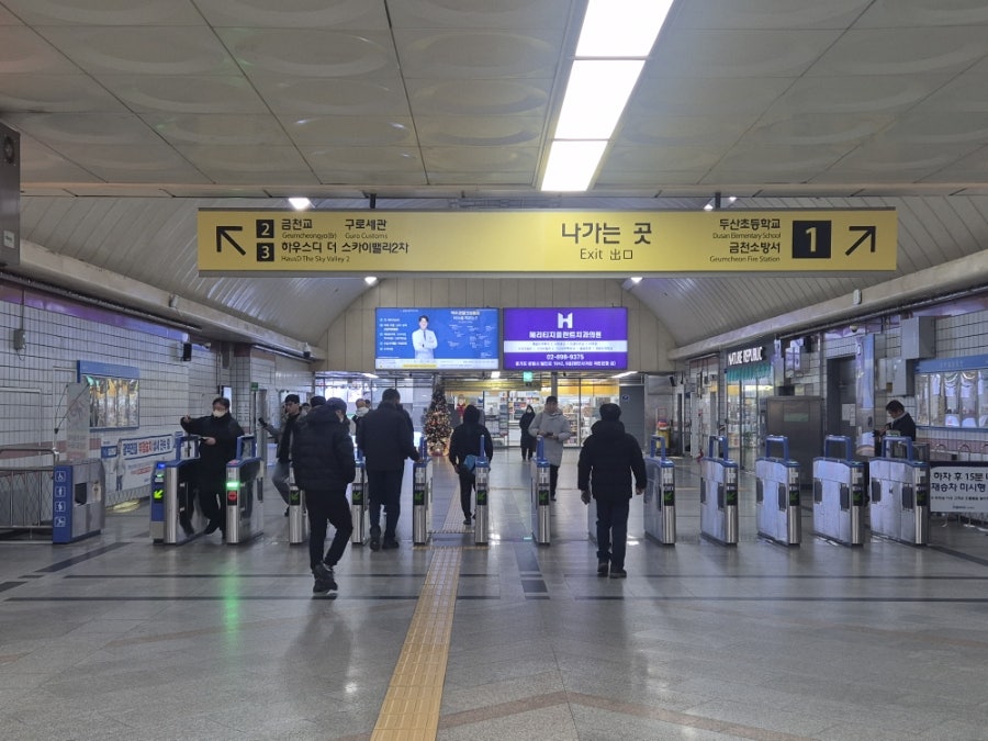 더베이크 독산역점 사진 3