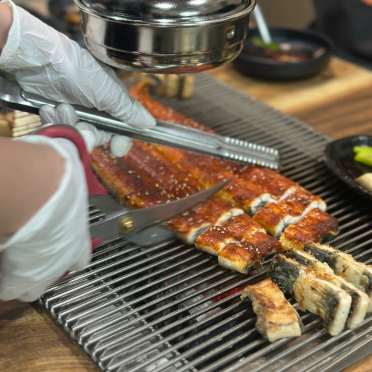  연말모임 가족모임으로 가기 좋았던 강릉 반구정참숯민물장어 룸 예약 소금구이 양념구이 장어탕 리뷰.