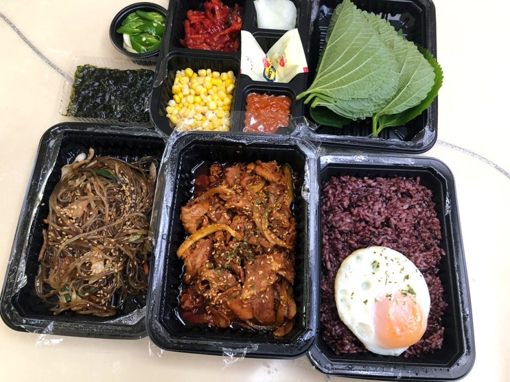  송도 제육볶음 맛집 듬박이찌개 배달