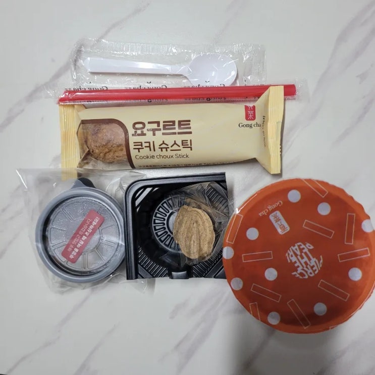  [공차] 초코붕어냥, 요구르트 쿠키 슈스틱, 신라면 투움바 펄볶이 후기