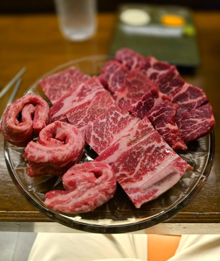  신당역 맛집! 콜키지 프리, 밀도감 있는 고깃집 데이트 - 열기 신당점