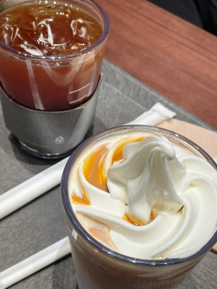  포항영일대카페 추천 오션뷰 폴바셋 라떼 맛집