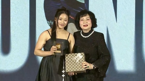 세계랭킹 1위 <b>안세영</b>, BWF <b>올해의 선수상</b> 3연패 달성!