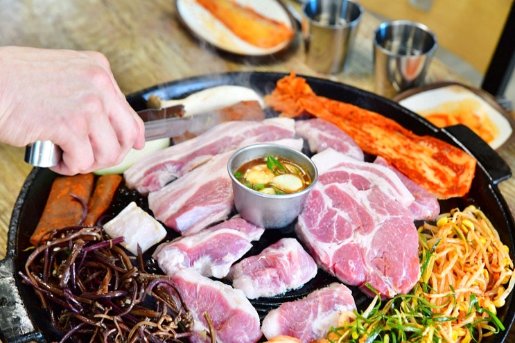  제주도 서귀포 흑돼지 맛집 도민들이 찾는 명가솥뚜껑