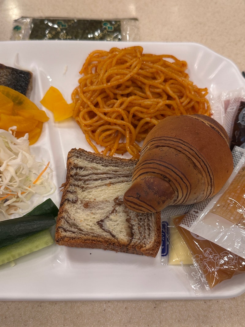 도쿄 호텔 가성비 좋은 토요코인 이케부쿠로 기타 구치1 (이코노미 더블룸, 조식) : 네이버 블로그