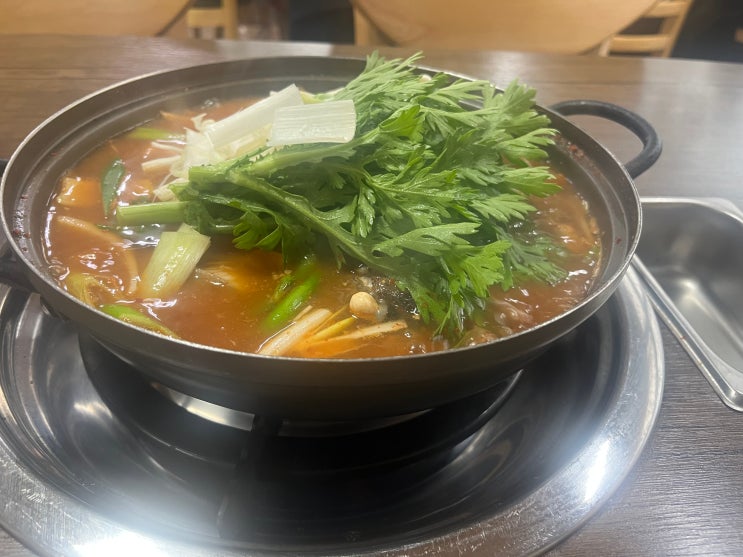  동태가 될 만큼 춥지 않아도, 동태찌개가 땡길 때는 되었죠? 오늘 동태의 동태 살펴봄(사직동 동태찌개 유명한 집)