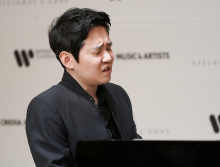 "음악은 천박하지 않았다"… <b>피아니스트 임동혁</b>, 충격적인 자필... 