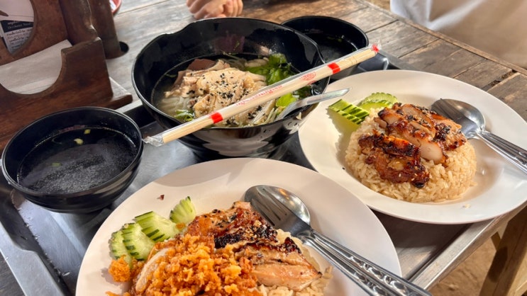  태국 바트 폭등에도 행복한 빠이 여행 Jomyoot Chicken Rice 아침 식사 맛집