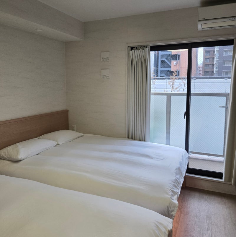 오사카 에어비앤비 4인 가족 여행 추천 객실 넓고 짐보관 가능 숙소 후기