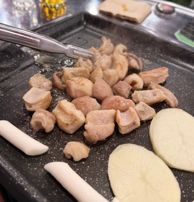 동춘동 삼겹살 찾는다면 송도 막고집에서 막창도 같이!