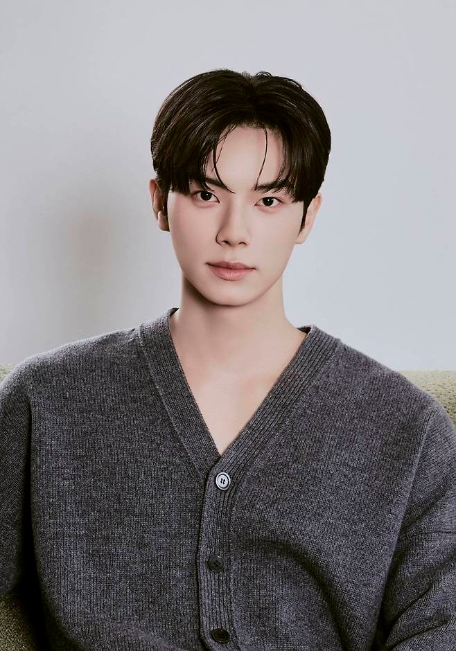 배우 이채민, 해외 첫 팬미팅 투어 줄줄이 취소... 홍콩 이어 대만까지 무산