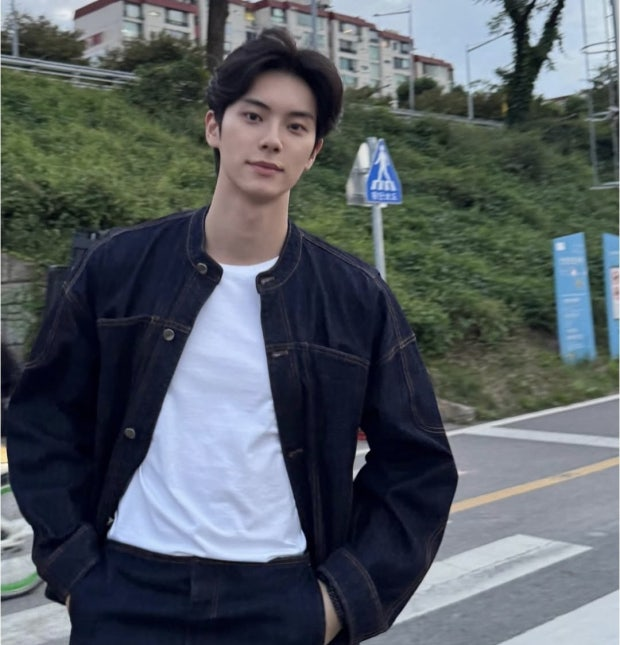 데뷔 첫 아시아 투어에 제동이채민, 대만 팬미팅까지 취소 연이은 불발에 팬들 아쉬움