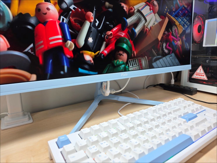  7가지 색상 픽시오 PX278 Wave 27인치 QHD 180Hz 게이밍모니터
