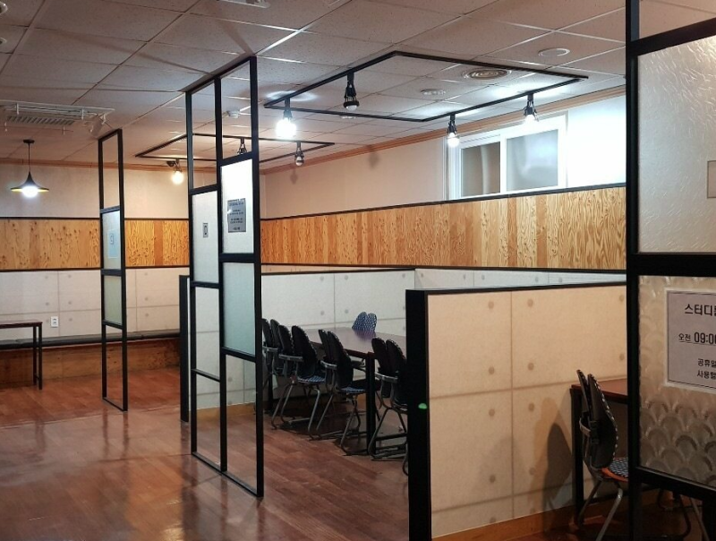 창원내일배움카드학원 한국전기학원에서 창원자격증학원 국비지원으로 전기기능사 준비해....