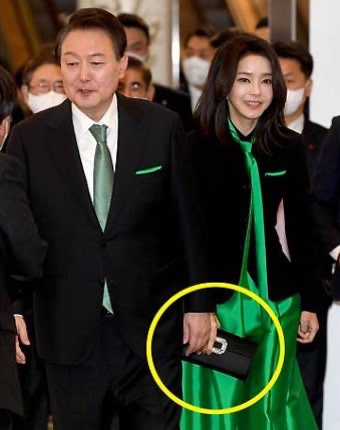 가방 선물’ 의혹 <b>김기현</b> 자택 <b>의원실 압수수색</b> 타임라인