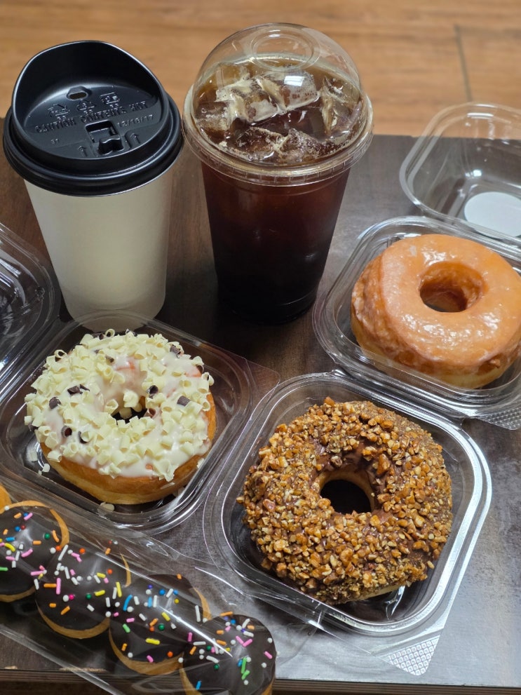  등촌역 디저트 맛집 추천 수제 도넛 '뚜넛', 1시간 만에 쇼케이스 텅 비어버린 인기 미쳤다