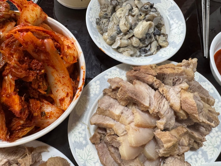  김장하는날=김치+수육+굴