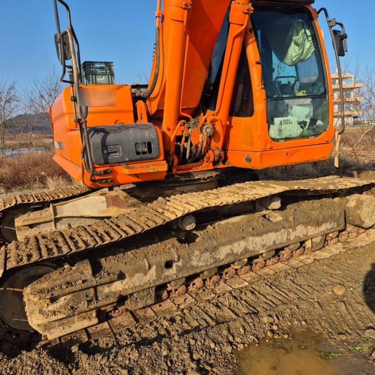  두산 DX220LC 2013년식 5000만원 판매합니다.