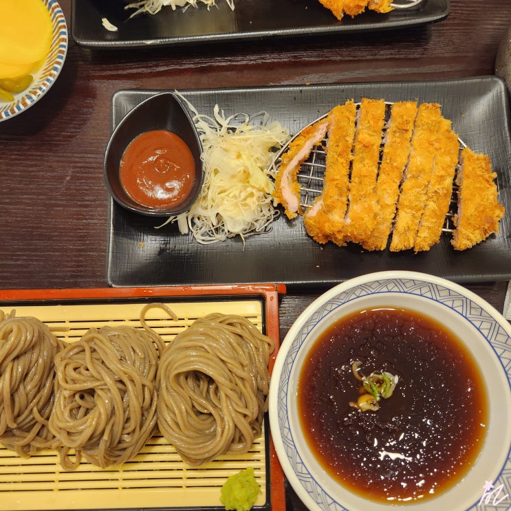  내돈내산 [여의도] 삼동 소바 - 줄 서서 먹는 소바 육수가 끝내주는 소바 맛집