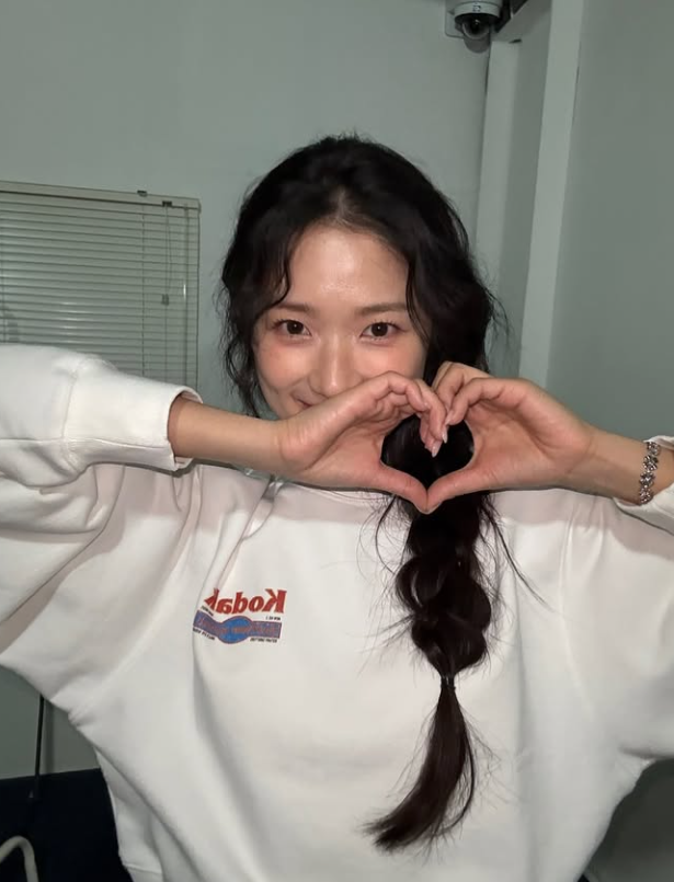 배우 김혜윤의 모든 것 프로필, 학력, 키, 엄청난 출연료와 재산, 그리고 최신근황 분석