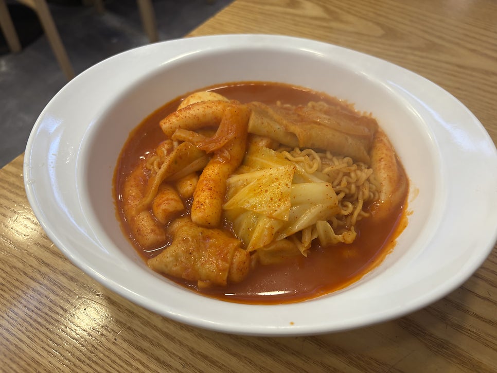 얌샘김밥 이대목동점 사진 5