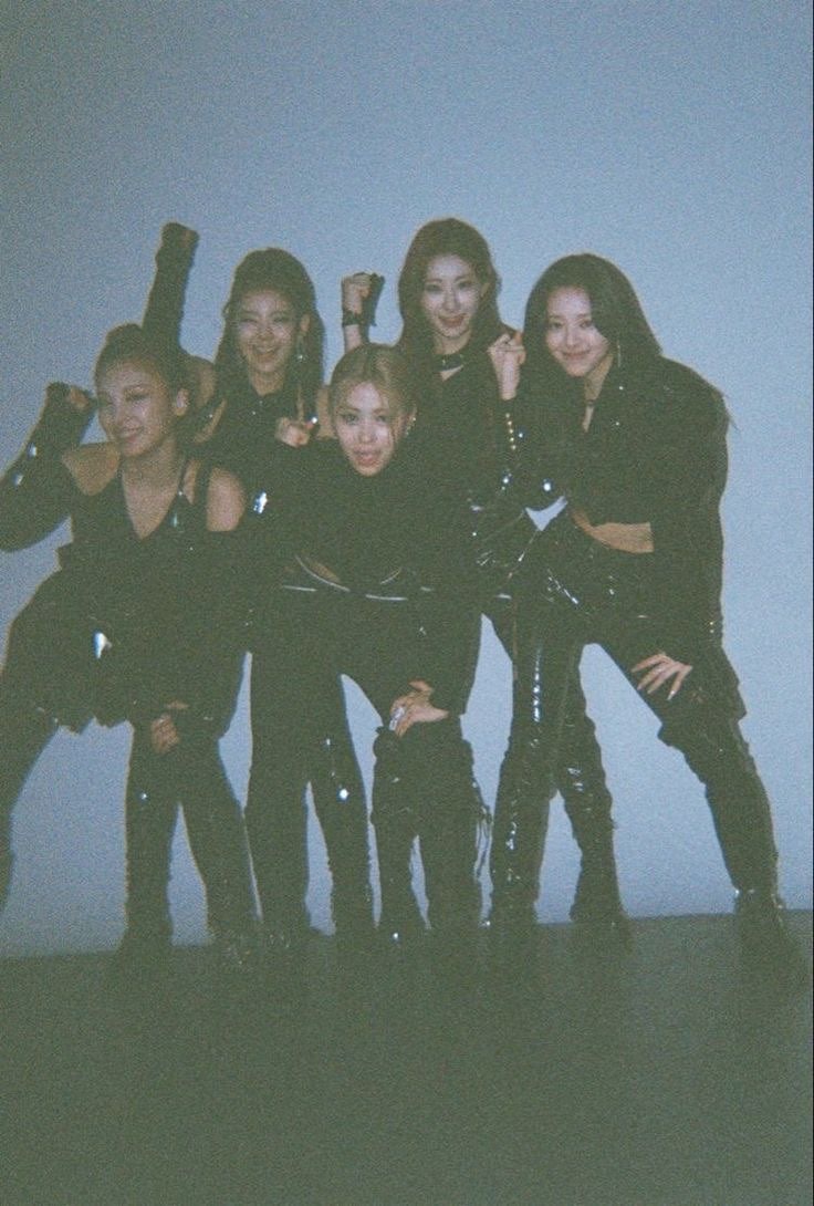 있지(ITZY) 사주 분석 (+궁합)