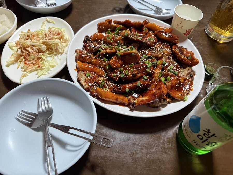불로만치킨바베큐 옥련점 사진 2