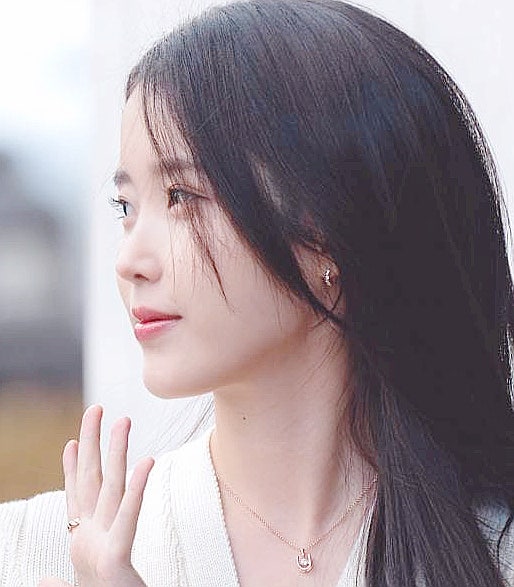 251218 아이유 성화(에이티즈), 도훈/지훈(투어스), 수인(미야오), 박서준, 김유정의 언급 및 허....