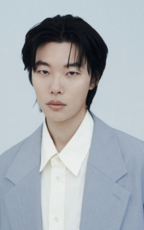   응팔 10주년 MT 류준열 불참 오해? 혜리 때문이라기엔 너무 찐한 우정