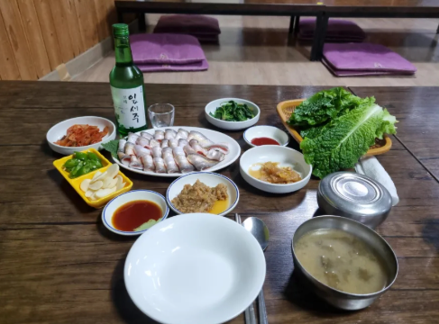  목포현지인맛집  선경준치회집에서 목포 밴댕이회 혼밥!