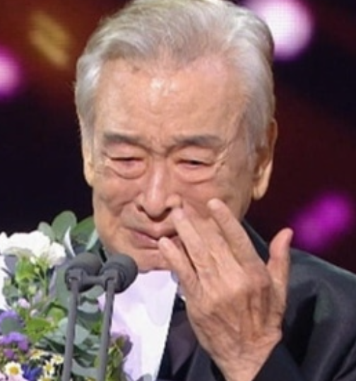   KBS 연기대상 안재욱 이영애 대상 후보? 고 이순재 님의 울림 있는 목소리
