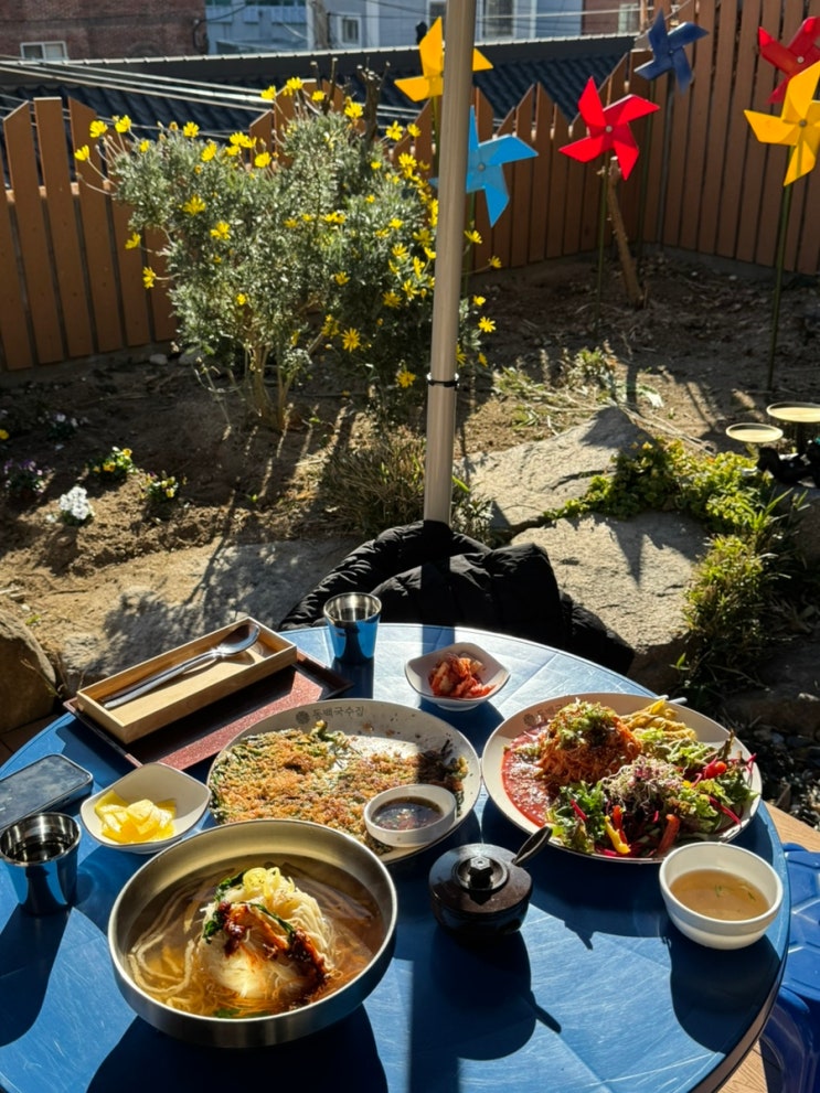  부산 초량맛집 도심속자연느낌 야외식사가능 비빔국수추천 동백국수집