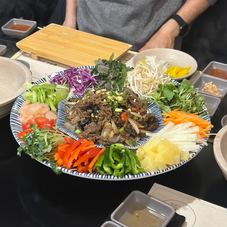  넘 좋아하는 음식점 월남쌈 세트를 시키면 미니쌀국수가 나오는 잠실역 포차이 월남쌈 3-4인세트 리뷰.