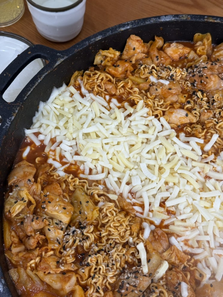 명동 점심 맛집 ‘장인닭갈비 명동점’