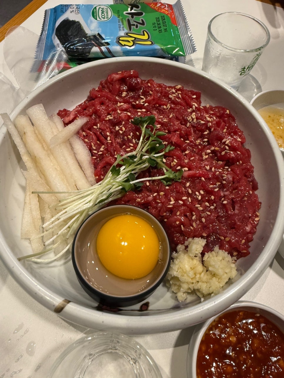 고결한우육회집 사진 5
