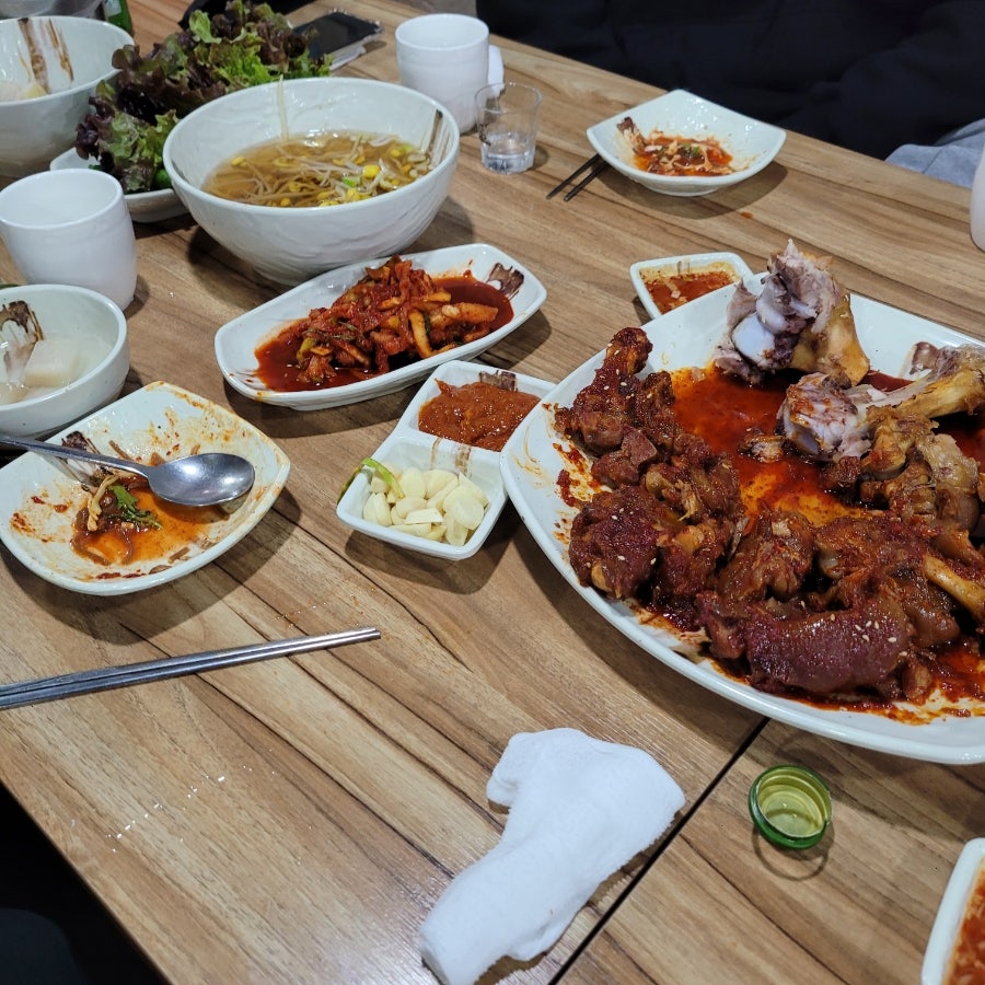 웃거리왕족발 사진 4