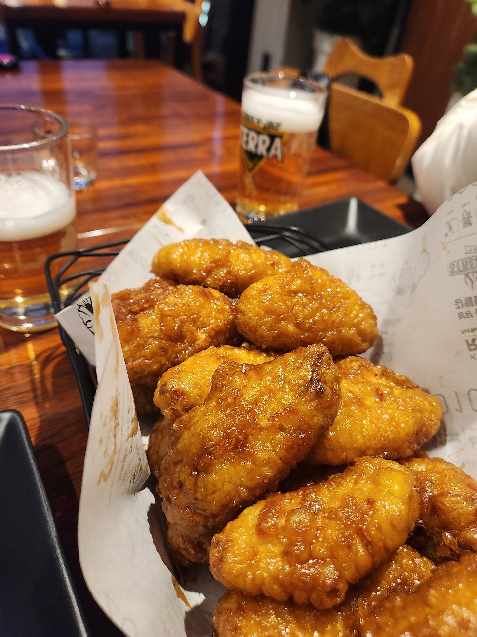 교촌치킨 학정점 사진 4