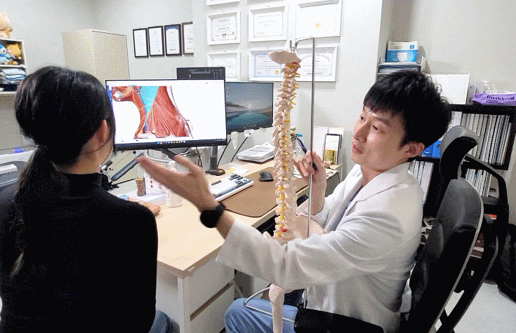  목에 담 푸는 방법, 놓치면 더 큰 통증으로 이어질 수 있습니다.