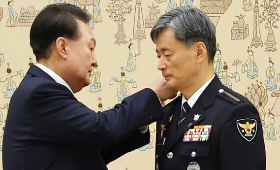 <b>조지호 경찰청장</b> 프로필 왜 헌정사상 최초로 <b>파면</b>된 경찰로... 