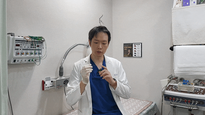  인덕원역 만성 두통 원인, 왜 목과 어깨의 긴장을 확인해야 할까요?