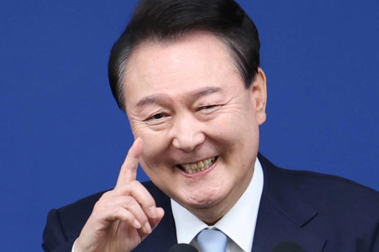 윤석열 <b>재판</b> 중단되나? '<b>전담재판부</b> 특별법' 위헌 논란 총정리